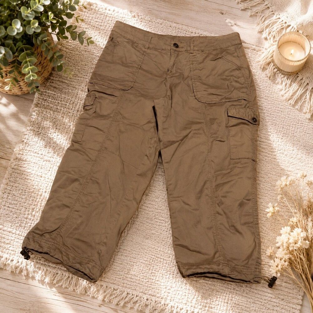 Time and Tru Women’s Size 14 Brown Cargo Capri Pants Utility Drawstring Hem